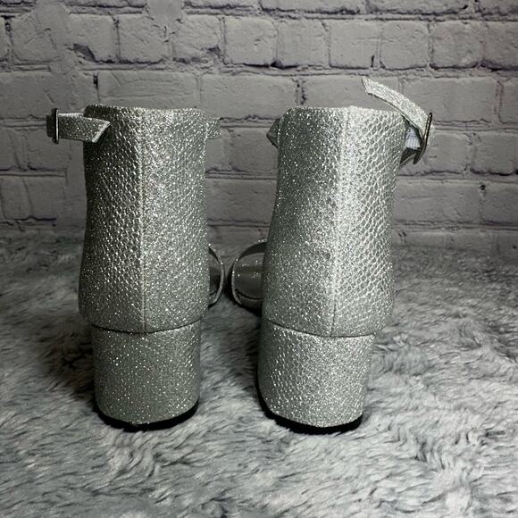 London Fog Nikki Silver Glitter Ankle Strap Block Heels 6.5M Bling Pumps Wedding - Picture 6 of 9